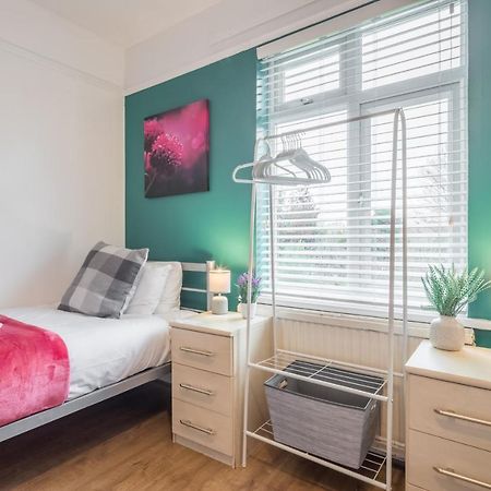 Private Room 6 With Kitchenette By Cb Stays No Minimum Stays Cambridge Exterior foto